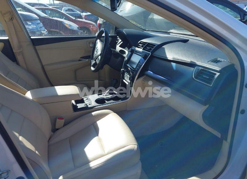 Photo 5 of 2016 Toyota Camry HYBRID XLE (VIN 4T1BD1FK3GU197823)