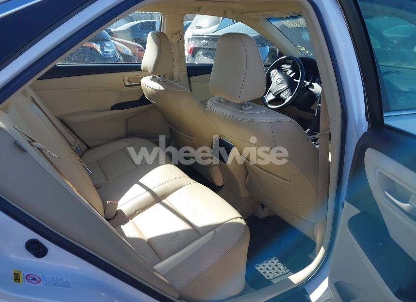 Photo 8 of 2016 Toyota Camry HYBRID XLE (VIN 4T1BD1FK3GU197823)