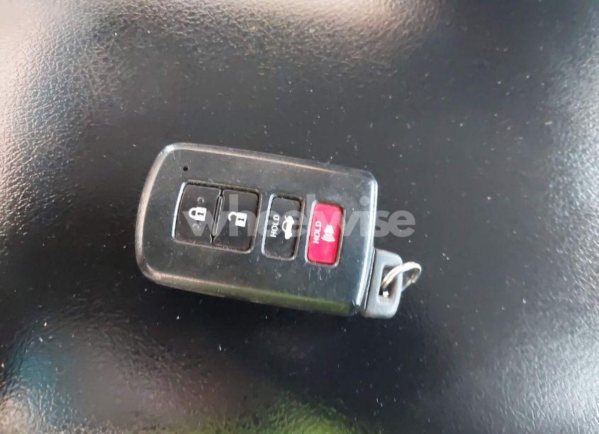 Photo 11 of 2016 Toyota Camry HYBRID LE (VIN 4T1BD1FK3GU199247)