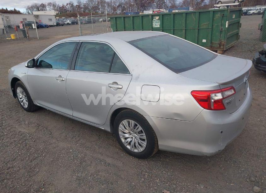 Photo 3 of 2012 Toyota Camry HYBRID LE (VIN 4T1BD1FK4CU016397)