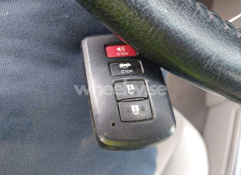 Photo 11 of 2012 Toyota Camry HYBRID XLE (VIN 4T1BD1FK4CU027707)