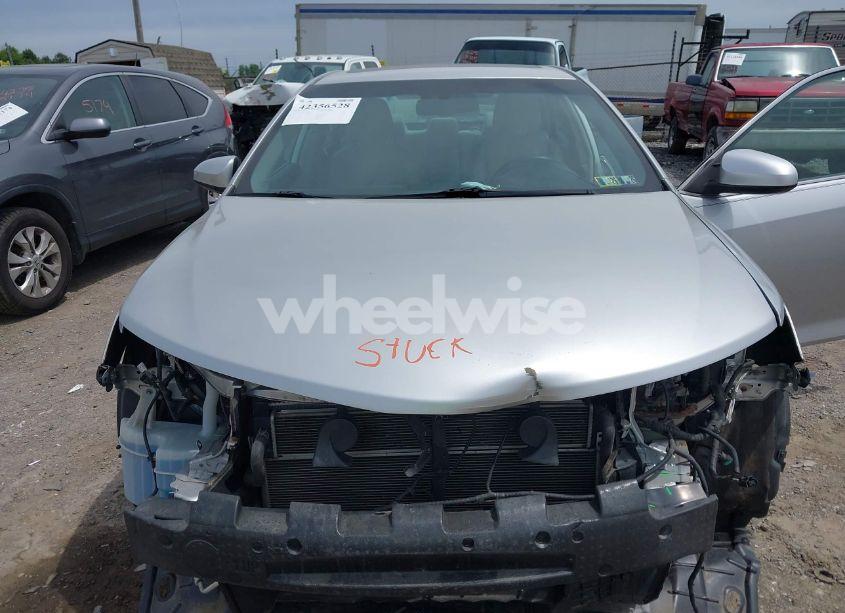 Photo 10 of 2012 Toyota Camry HYBRID LE/XLE (VIN 4T1BD1FK4CU051148)