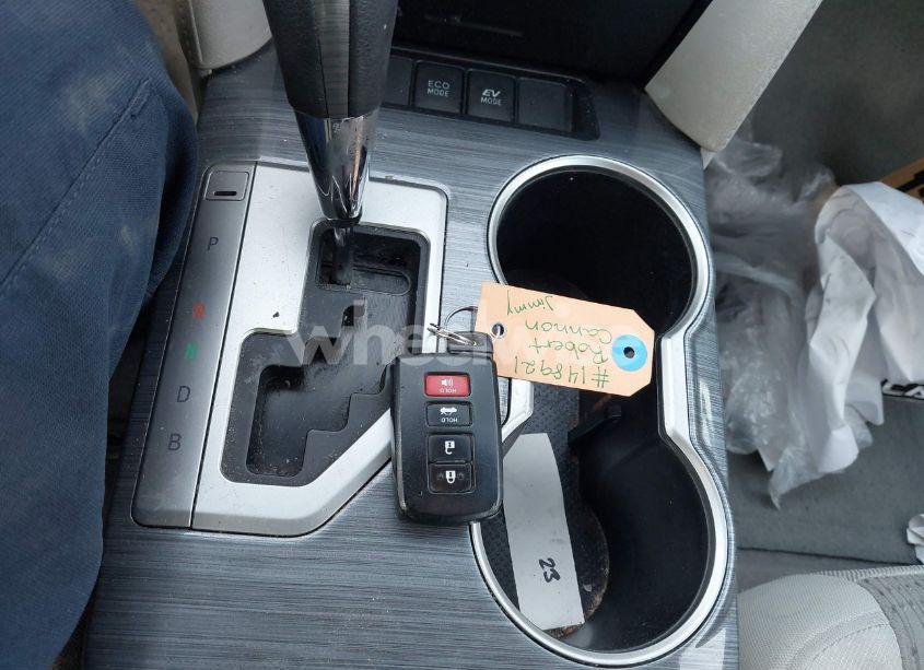 Photo 11 of 2013 Toyota Camry HYBRID XLE (VIN 4T1BD1FK4DU076925)