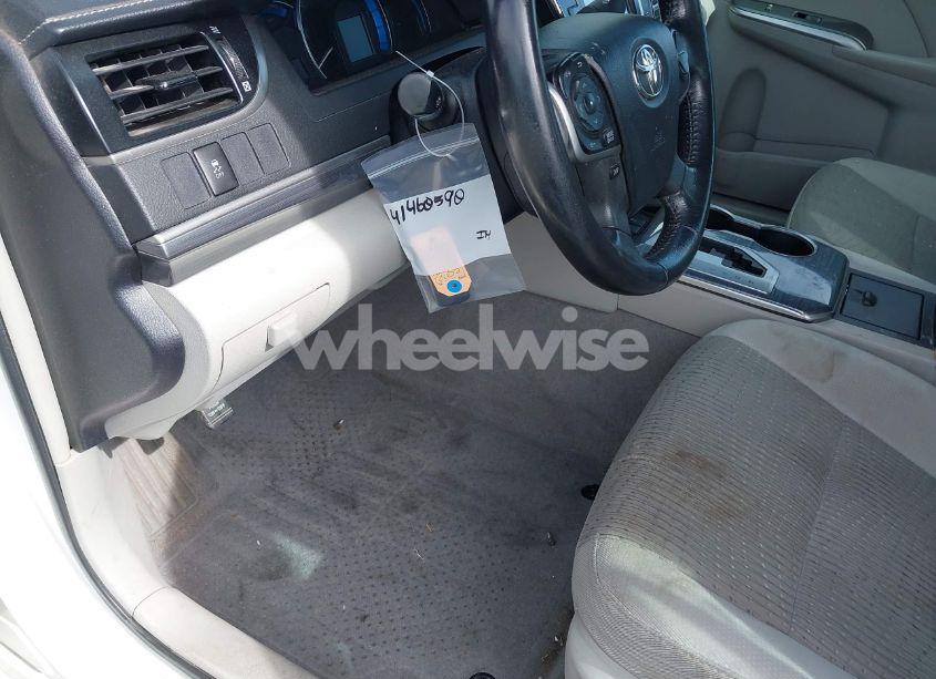 Photo 18 of 2013 Toyota Camry HYBRID XLE (VIN 4T1BD1FK4DU076925)