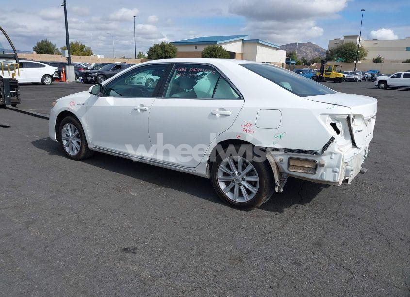 Photo 3 of 2013 Toyota Camry HYBRID XLE (VIN 4T1BD1FK4DU076925)