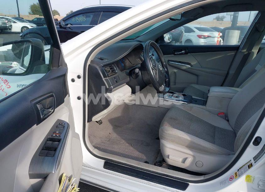 Photo 5 of 2013 Toyota Camry HYBRID XLE (VIN 4T1BD1FK4DU076925)