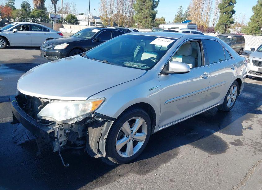 Photo 2 of 2013 Toyota Camry HYBRID XLE (VIN 4T1BD1FK4DU092171)