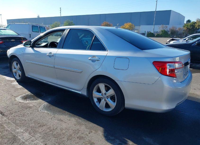 Photo 3 of 2013 Toyota Camry HYBRID XLE (VIN 4T1BD1FK4DU092171)