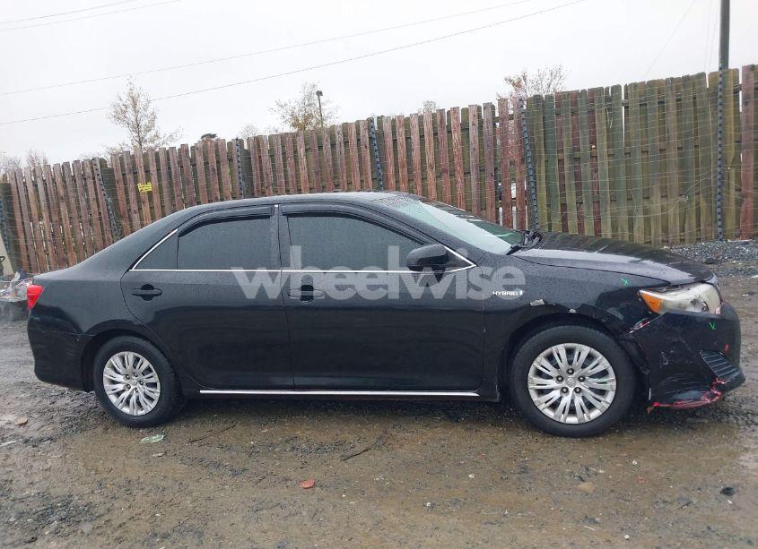 Photo 13 of 2014 Toyota Camry HYBRID LE (VIN 4T1BD1FK4EU115529)