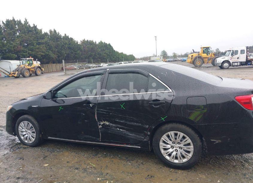 Photo 14 of 2014 Toyota Camry HYBRID LE (VIN 4T1BD1FK4EU115529)