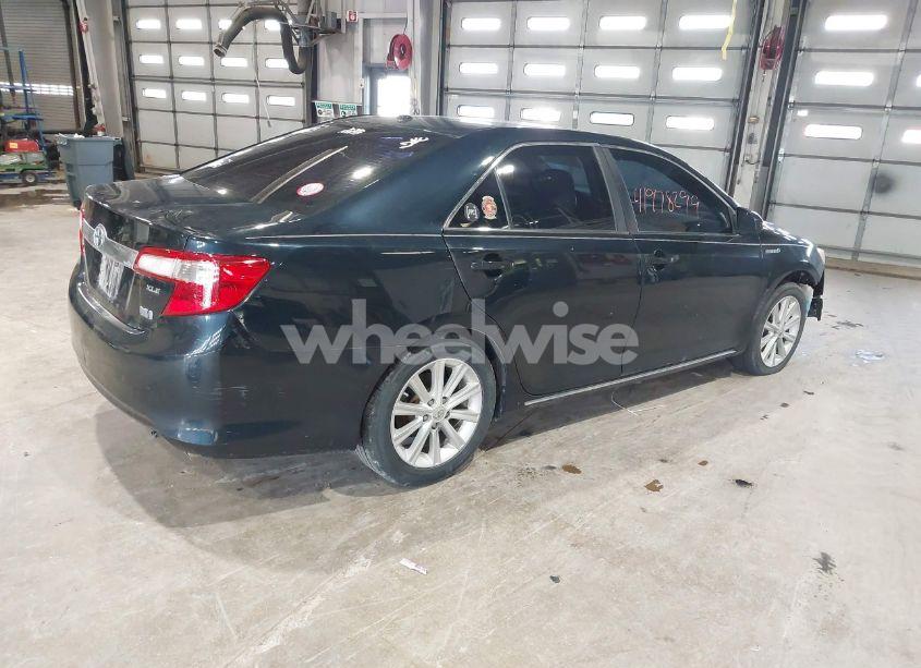 Photo 4 of 2014 Toyota Camry HYBRID XLE (VIN 4T1BD1FK4EU126188)