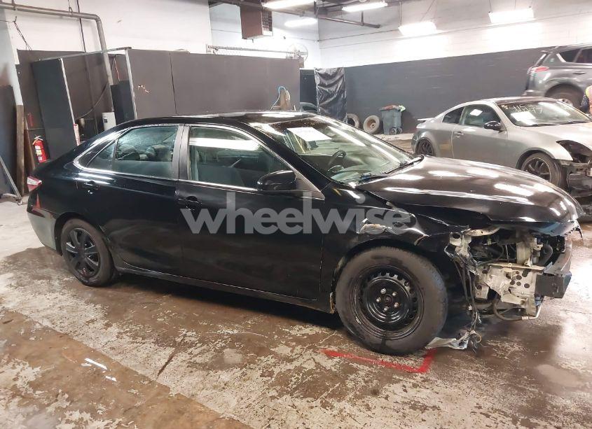 Photo 14 of 2015 Toyota Camry HYBRID LE (VIN 4T1BD1FK4FU154705)