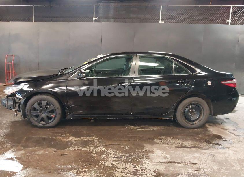 Photo 15 of 2015 Toyota Camry HYBRID LE (VIN 4T1BD1FK4FU154705)