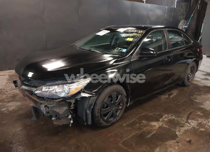 Photo 2 of 2015 Toyota Camry HYBRID LE (VIN 4T1BD1FK4FU154705)