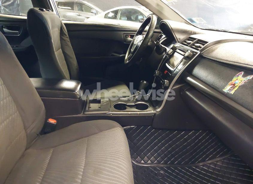 Photo 5 of 2015 Toyota Camry HYBRID LE (VIN 4T1BD1FK4FU154705)