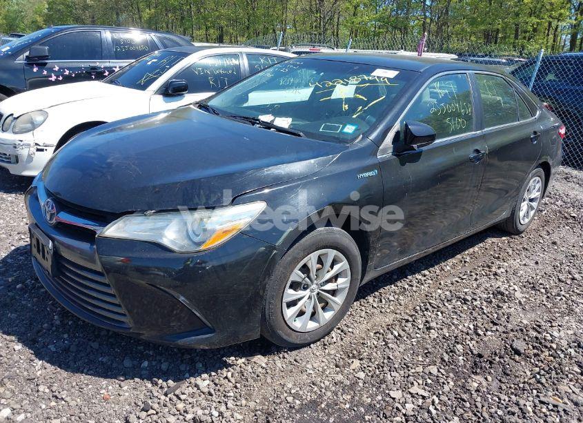 Photo 2 of 2015 Toyota Camry HYBRID LE (VIN 4T1BD1FK4FU161024)