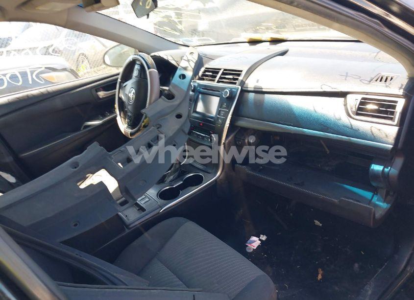 Photo 5 of 2015 Toyota Camry HYBRID LE (VIN 4T1BD1FK4FU161024)