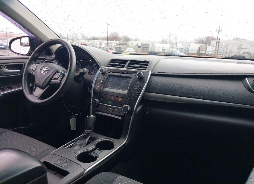 Photo 5 of 2015 Toyota Camry HYBRID LE (VIN 4T1BD1FK4FU166580)