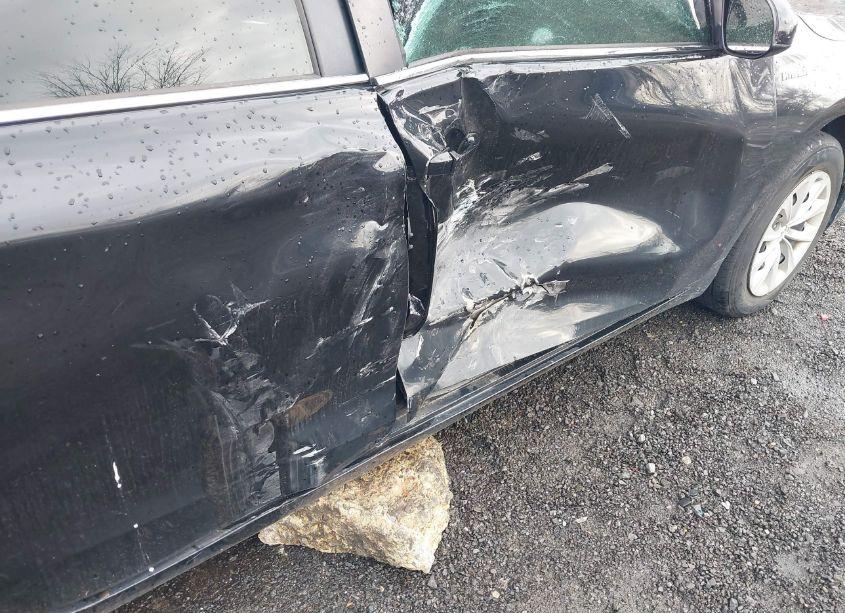 Photo 6 of 2015 Toyota Camry HYBRID LE (VIN 4T1BD1FK4FU166580)