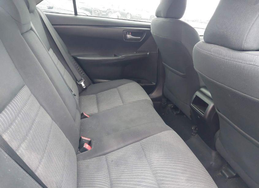 Photo 8 of 2015 Toyota Camry HYBRID LE (VIN 4T1BD1FK4FU166580)