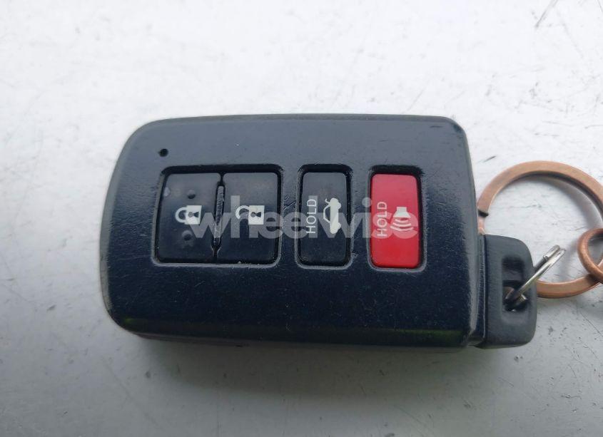 Photo 11 of 2016 Toyota Camry HYBRID LE (VIN 4T1BD1FK4GU188306)