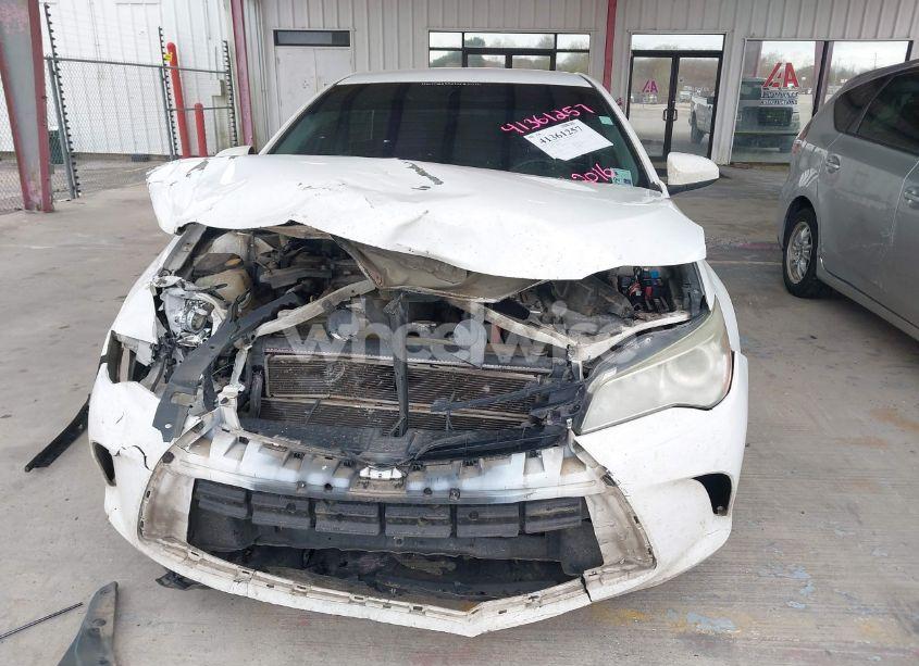 Photo 6 of 2016 Toyota Camry HYBRID LE (VIN 4T1BD1FK4GU188306)