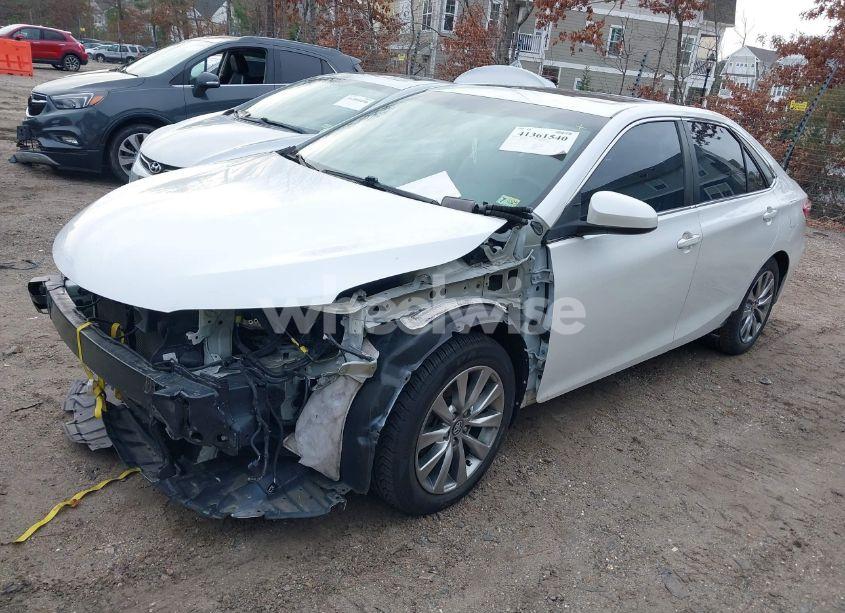Photo 2 of 2017 Toyota Camry HYBRID XLE (VIN 4T1BD1FK4HU204747)