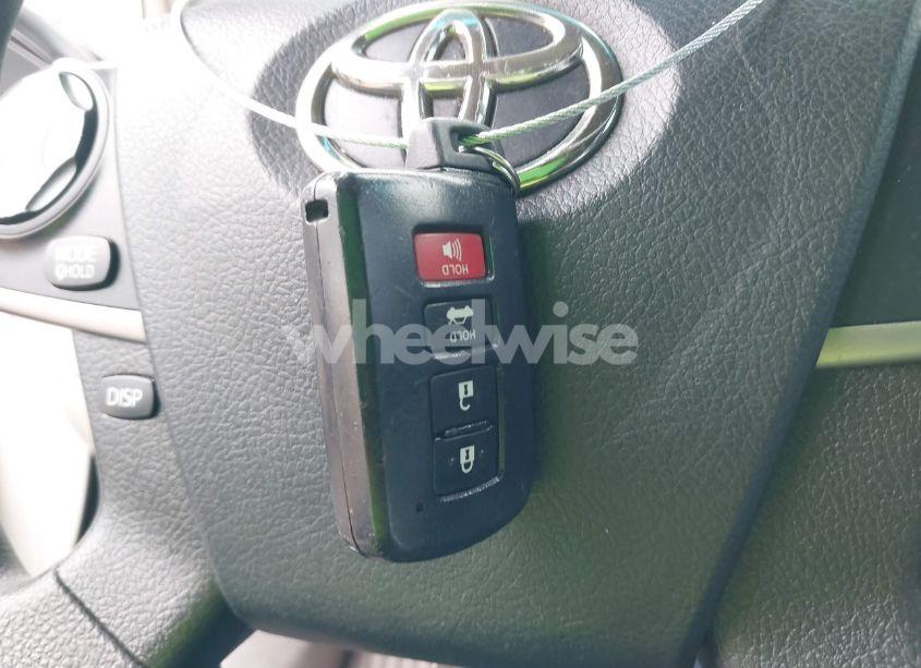 Photo 11 of 2012 Toyota Camry HYBRID LE (VIN 4T1BD1FK5CU021639)