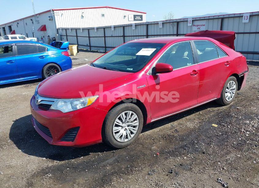 Photo 2 of 2012 Toyota Camry HYBRID LE (VIN 4T1BD1FK5CU033161)