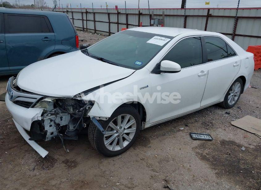 Photo 2 of 2012 Toyota Camry HYBRID XLE (VIN 4T1BD1FK5CU061994)