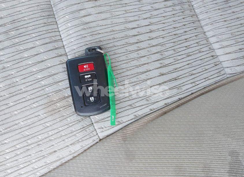 Photo 11 of 2013 Toyota Camry HYBRID LE (VIN 4T1BD1FK5DU076450)