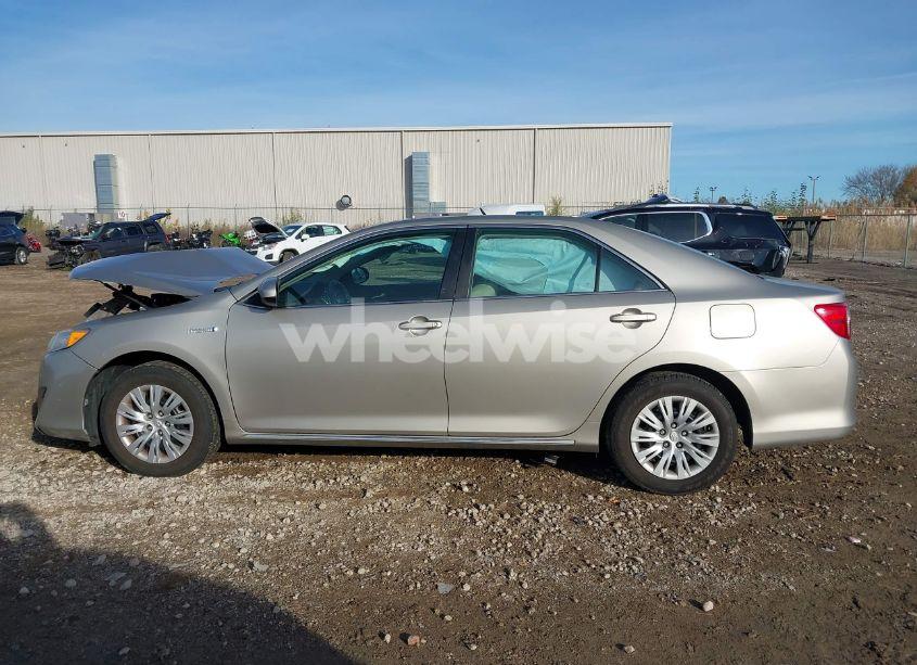 Photo 14 of 2013 Toyota Camry HYBRID LE (VIN 4T1BD1FK5DU076450)