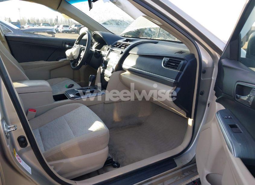 Photo 5 of 2013 Toyota Camry HYBRID LE (VIN 4T1BD1FK5DU076450)