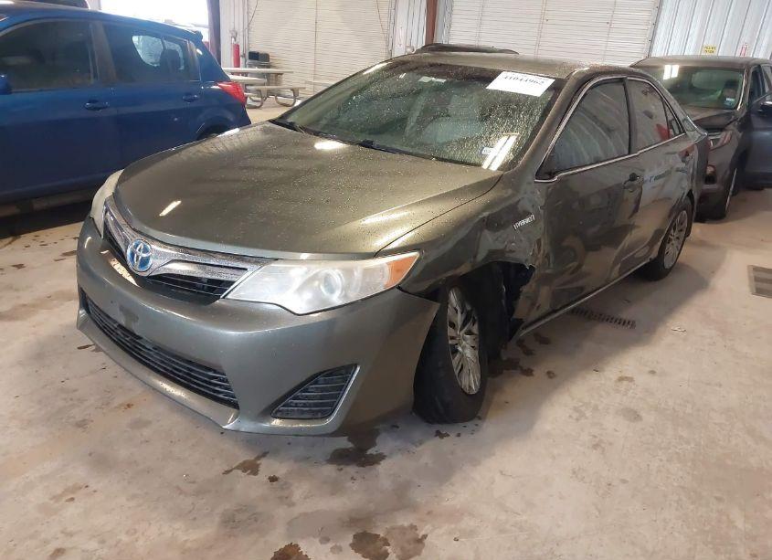 Photo 2 of 2014 Toyota Camry HYBRID LE (VIN 4T1BD1FK5EU101977)