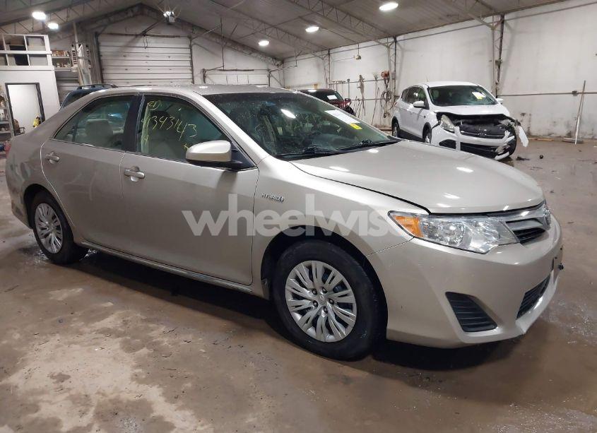 2014 Toyota Camry HYBRID LE (VIN 4T1BD1FK5EU105432) main photo