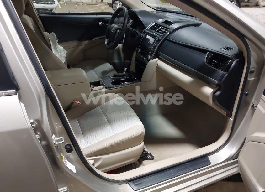 Photo 5 of 2014 Toyota Camry HYBRID LE (VIN 4T1BD1FK5EU105432)