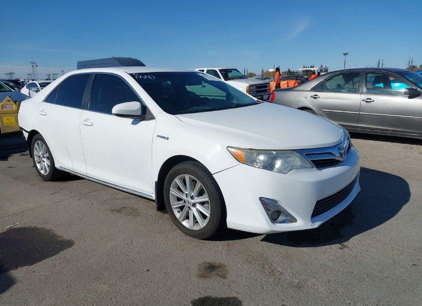 2014 Toyota Camry HYBRID XLE (VIN 4T1BD1FK5EU106094) main photo