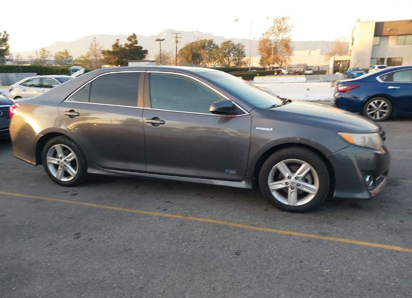 Photo 13 of 2014 Toyota Camry HYBRID SE LIMITED EDITION (VIN 4T1BD1FK5EU131156)