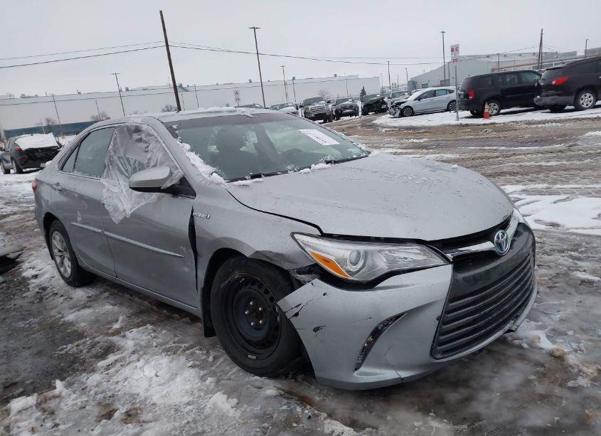 2015 Toyota Camry HYBRID LE (VIN 4T1BD1FK5FU146516) main photo