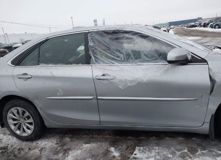 Photo 13 of 2015 Toyota Camry HYBRID LE (VIN 4T1BD1FK5FU146516)