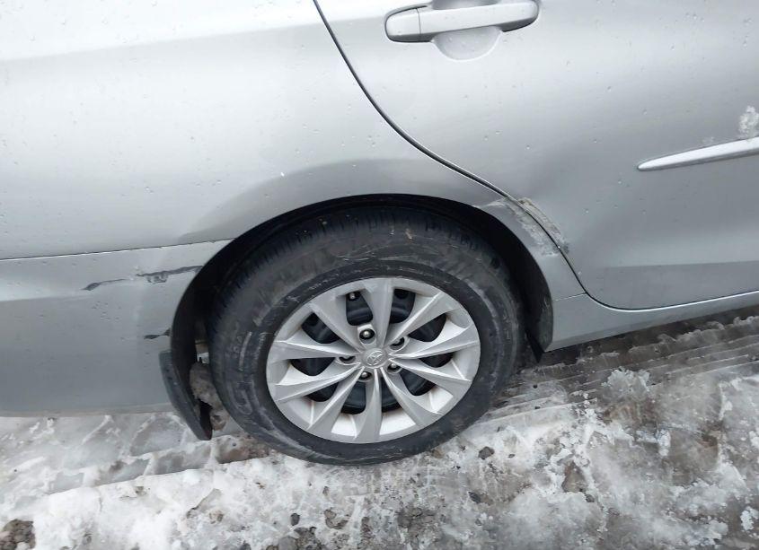 Photo 19 of 2015 Toyota Camry HYBRID LE (VIN 4T1BD1FK5FU146516)