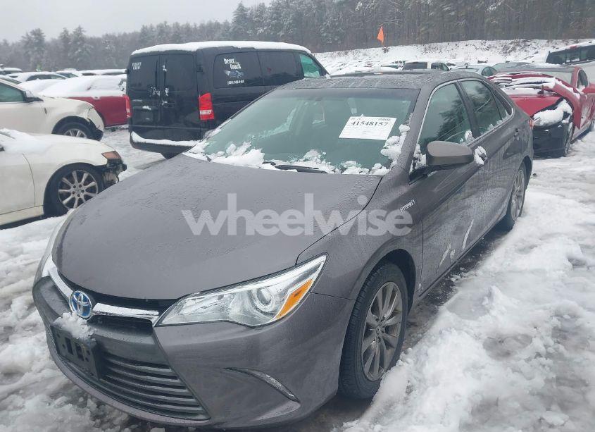 Photo 2 of 2015 Toyota Camry HYBRID XLE (VIN 4T1BD1FK5FU154177)