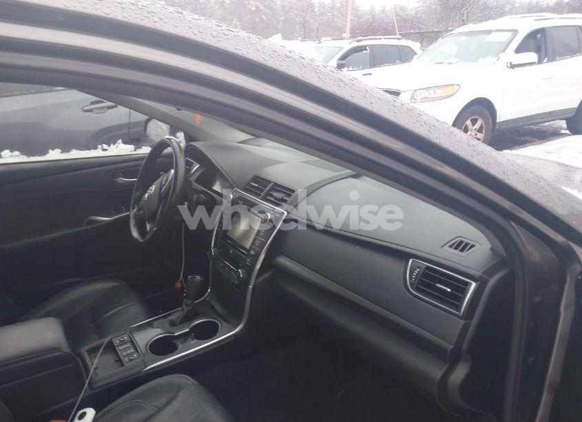 Photo 5 of 2015 Toyota Camry HYBRID XLE (VIN 4T1BD1FK5FU154177)