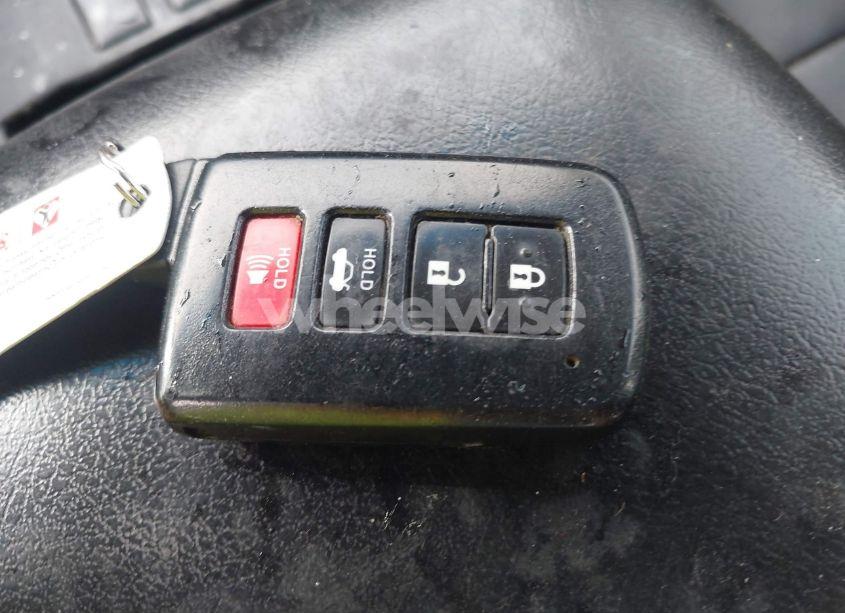 Photo 11 of 2015 Toyota Camry HYBRID LE (VIN 4T1BD1FK5FU164501)