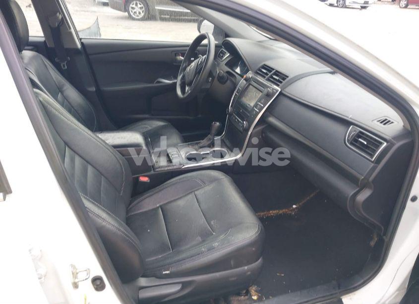 Photo 5 of 2015 Toyota Camry HYBRID LE (VIN 4T1BD1FK5FU164501)