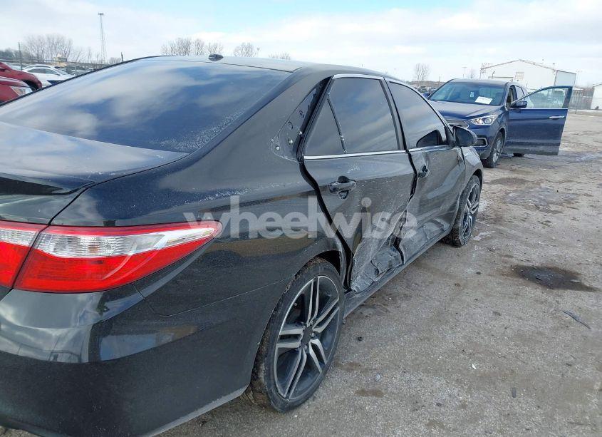 Photo 6 of 2015 Toyota Camry HYBRID SE (VIN 4T1BD1FK5FU166653)