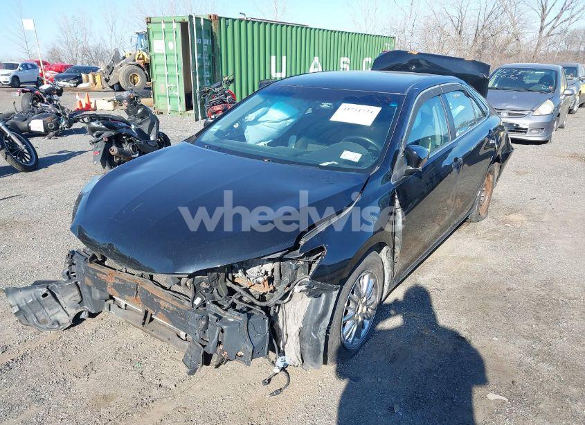 Photo 2 of 2015 Toyota Camry HYBRID LE (VIN 4T1BD1FK5FU170038)