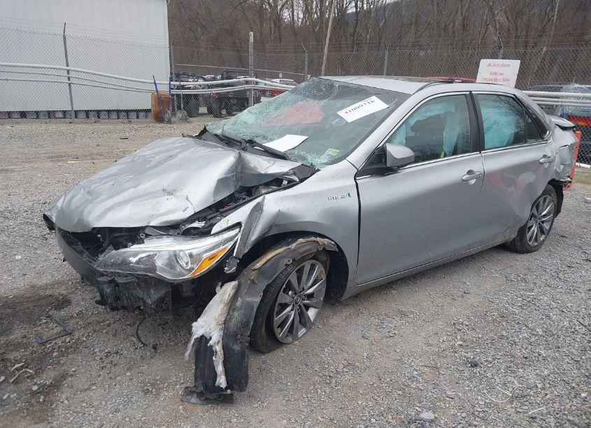 Photo 2 of 2015 Toyota Camry HYBRID XLE (VIN 4T1BD1FK5FU171433)