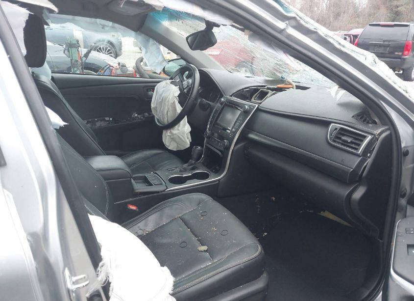 Photo 5 of 2015 Toyota Camry HYBRID XLE (VIN 4T1BD1FK5FU171433)