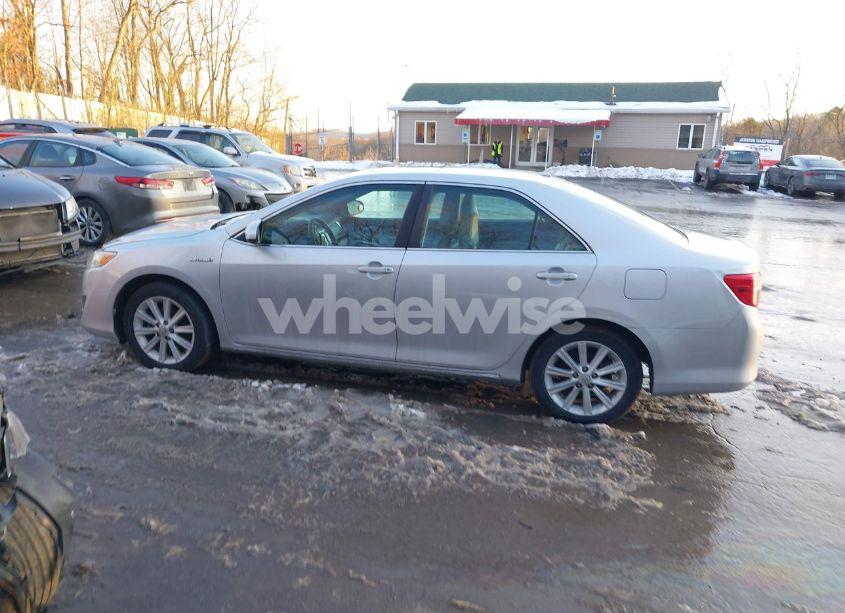 Photo 14 of 2012 Toyota Camry HYBRID XLE (VIN 4T1BD1FK6CU012660)